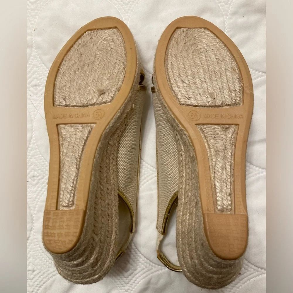 3/$15 Talbots Gold and Beige Espadrilles Peep Toe Wedges, Heels, Sandals 6.5 - Picture 6 of 9